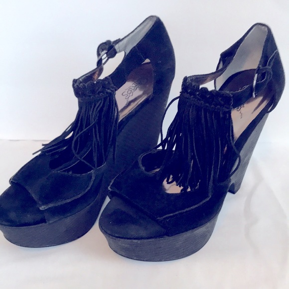 Carlos Black suede wedge platform with tassel/fringe - Picture 2 of 6